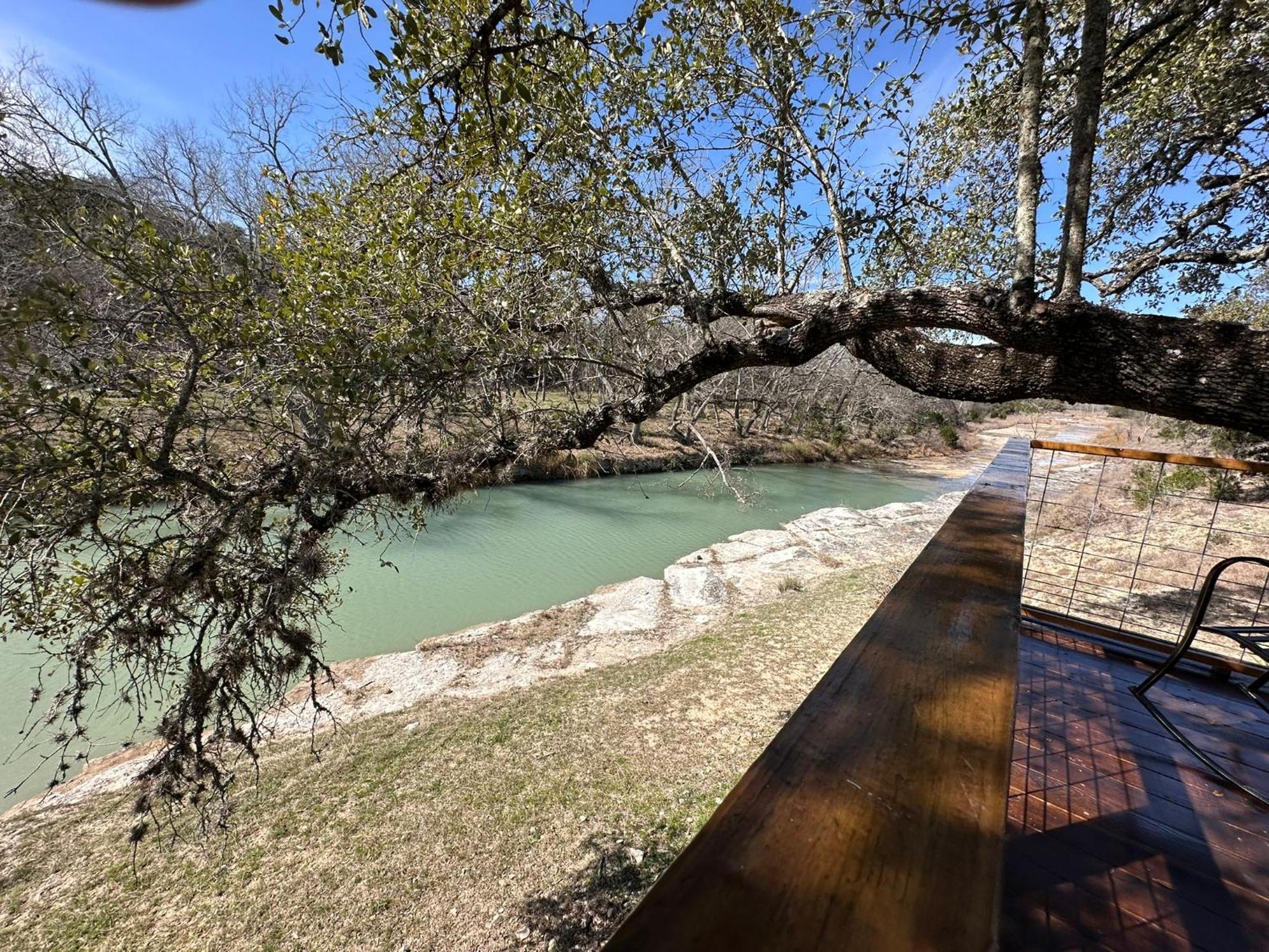 Bandera Stronghold Retreat Ngoại thất bức ảnh